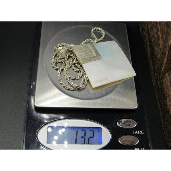 24" Sterling Silver Diamond Shape White Shell Pendant Necklace Vintage - Picture 7 of 7